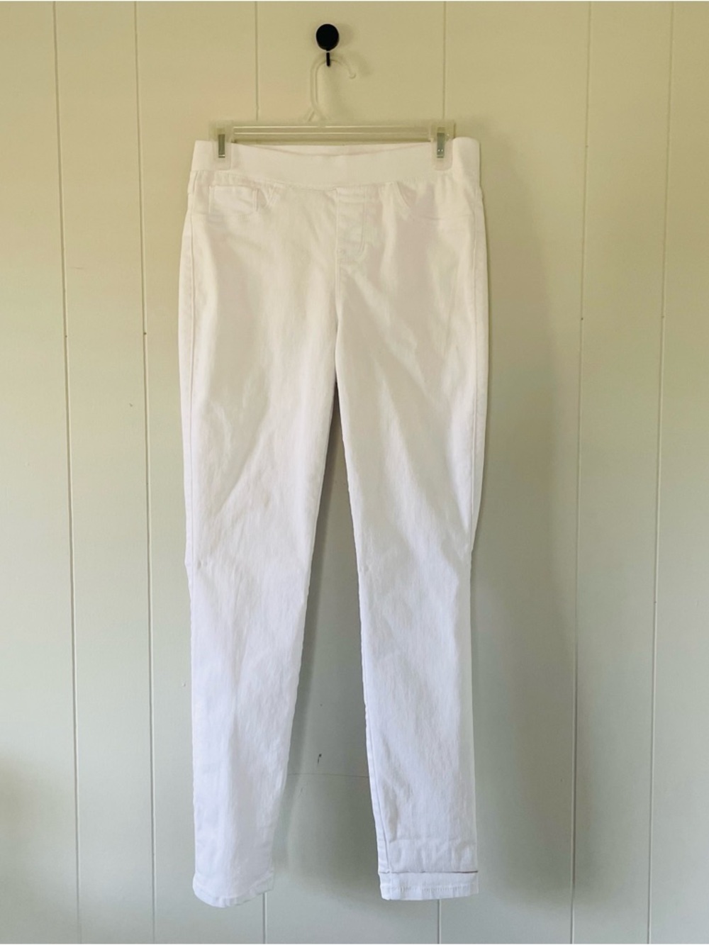 Women's White Skinny Pants - Classic Stretch Fit